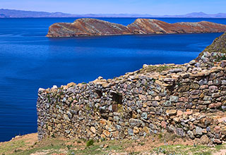 bolivia-titicaca-description-01