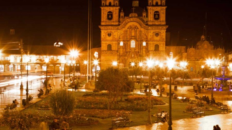 faa-cusco-sacred-valley-plaza-de-armas