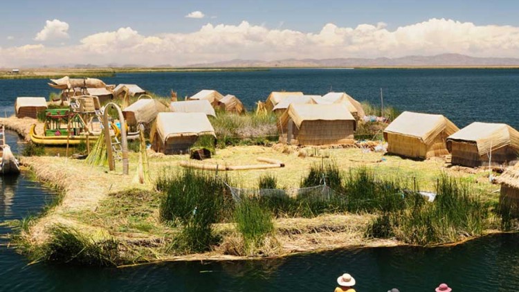 faa-puno-and-lake-titicaca-amantani-island