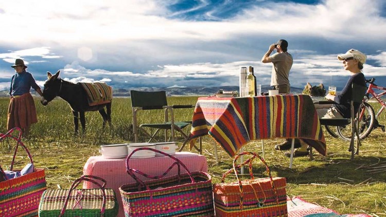 faa-puno-and-lake-titicaca-cultural-experiences