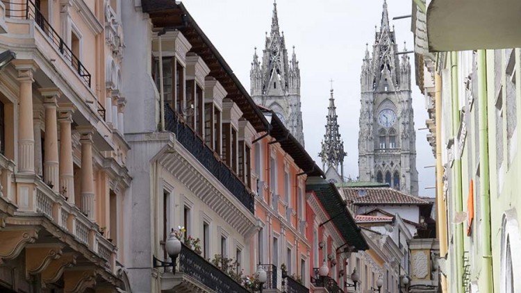 faa-quito-stunning-colonial-architecture