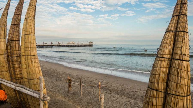 faa-trujillo-caballitos-de-totora