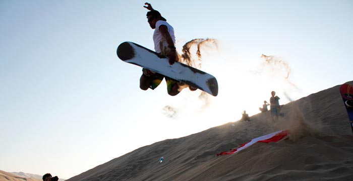 sandboarding-in-peru