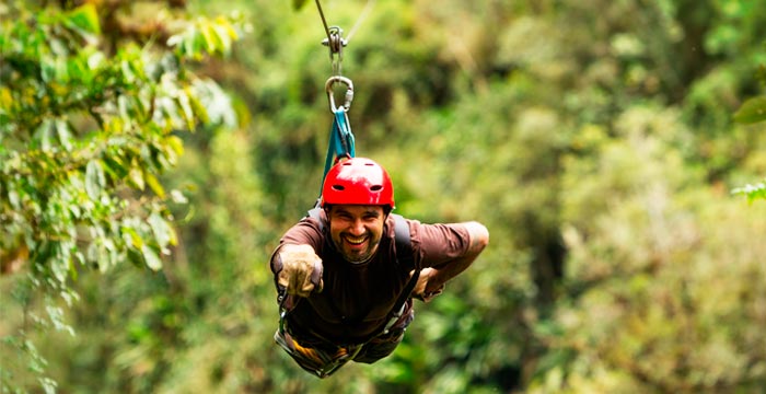 zip-lining-sacred-valley