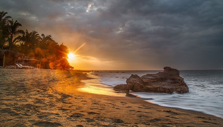 mancora-peru-northern-beach