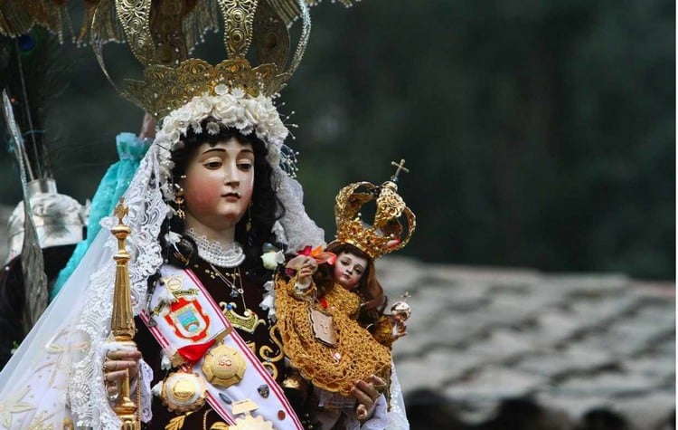 Virgen del Carmen Paucartambo