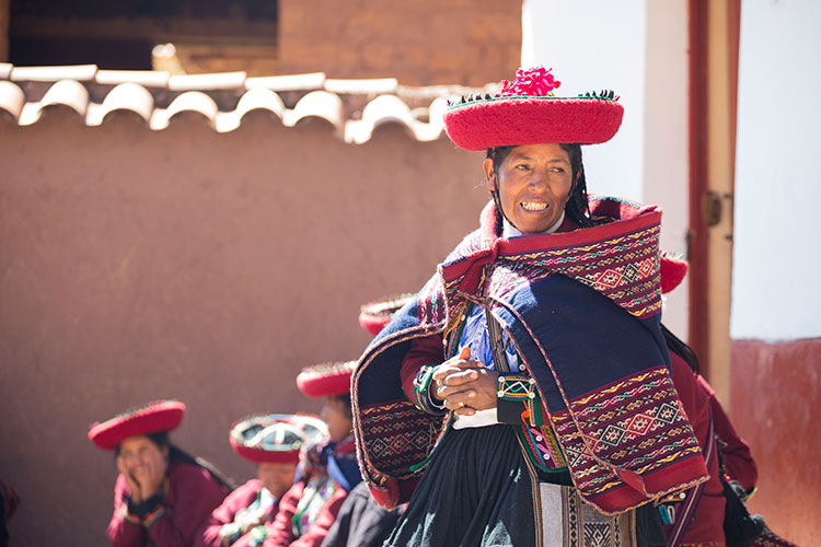 Peruvian andean women jobona