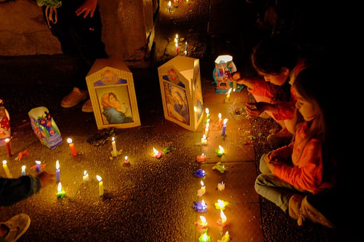  christmas in colombia candels