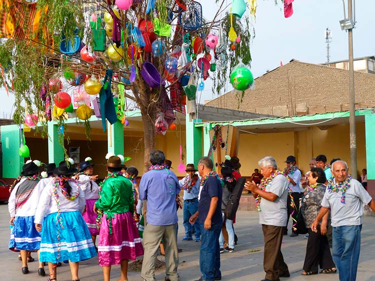 Yunza Peruvian Festivals